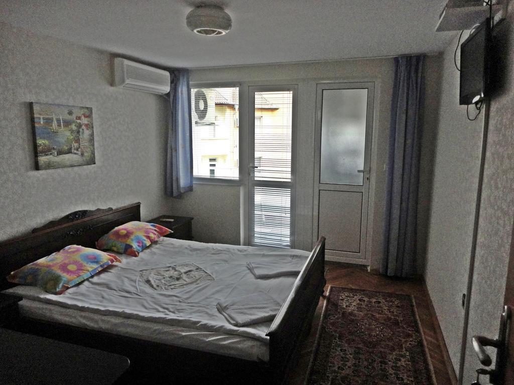 סבטי ולאס Guest Rooms Casa Luba חדר תמונה