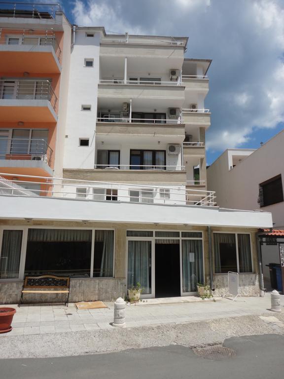 סבטי ולאס Guest Rooms Casa Luba מראה חיצוני תמונה